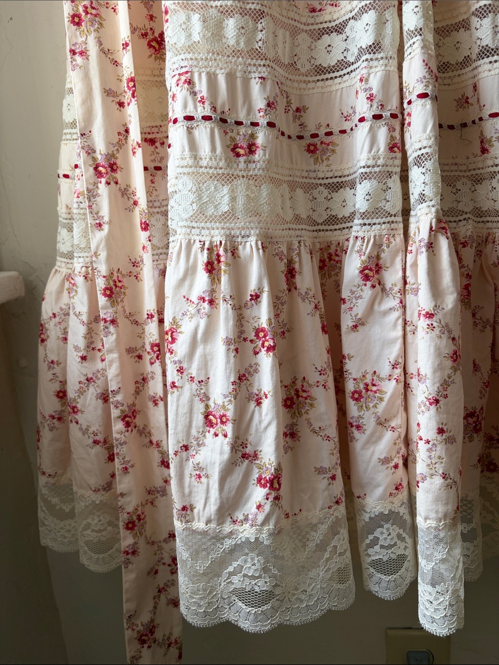 Cream Maxi Dress with Red Floral Print and Lace Trim - Picture 5 of 5